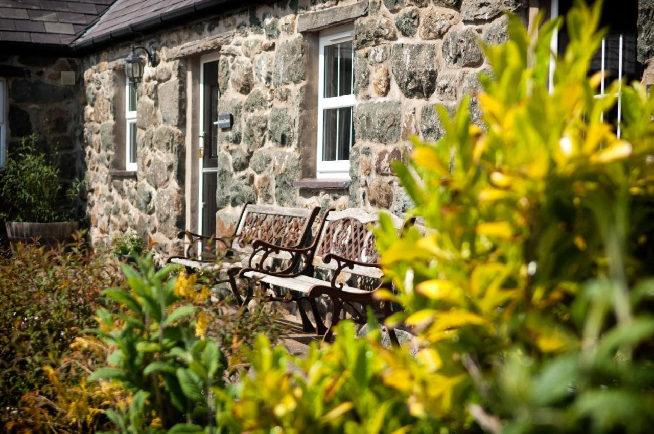 Rb Contractor - Onnen * Pwllheli